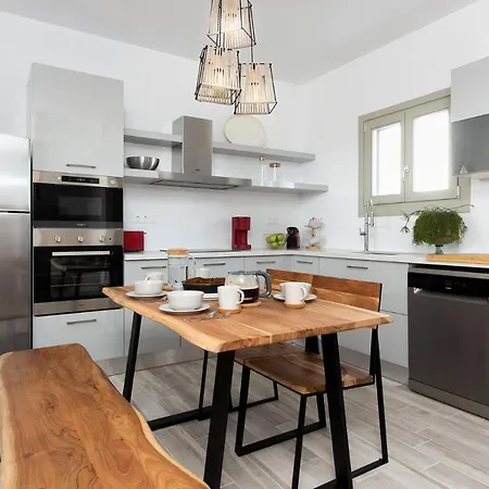 Plaka Naxos Sofia Sleeps 7 Σπίτι διακοπών Maragkas